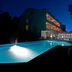 Hotel Sveti Kriz ****